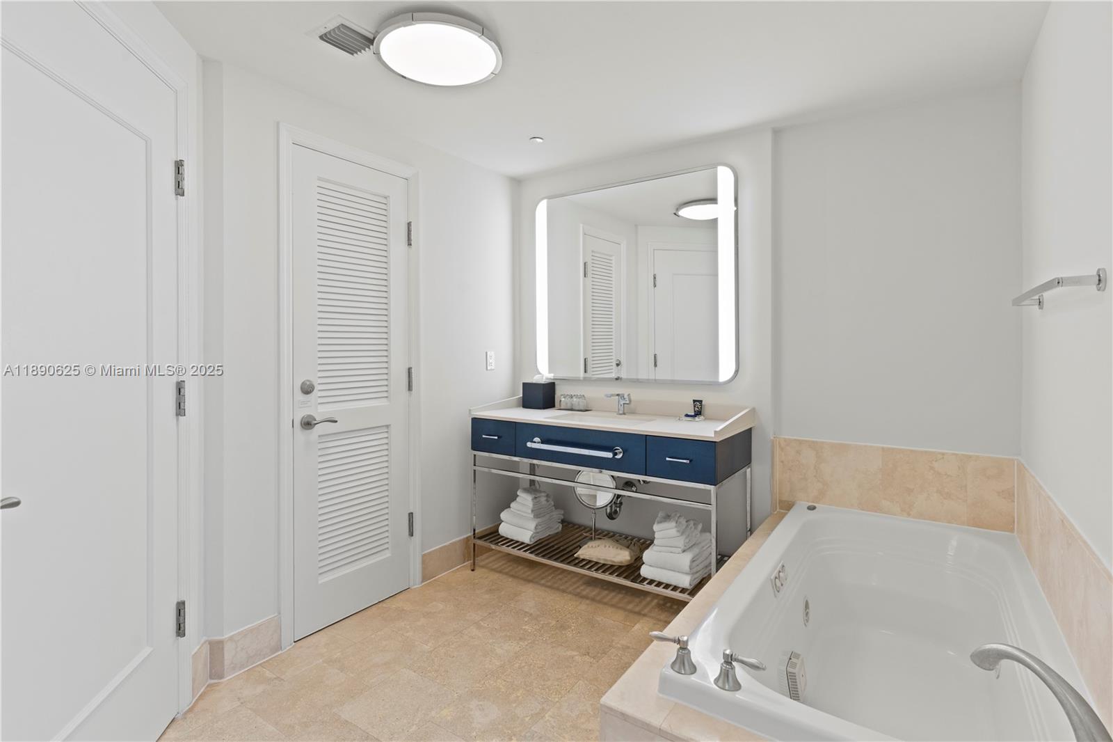 FONTAINEBLEAU II CONDO - Residential