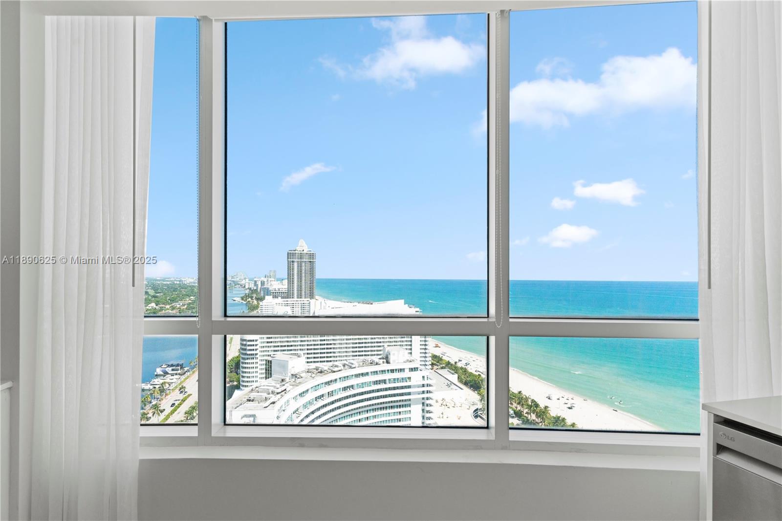 FONTAINEBLEAU II CONDO - Residential