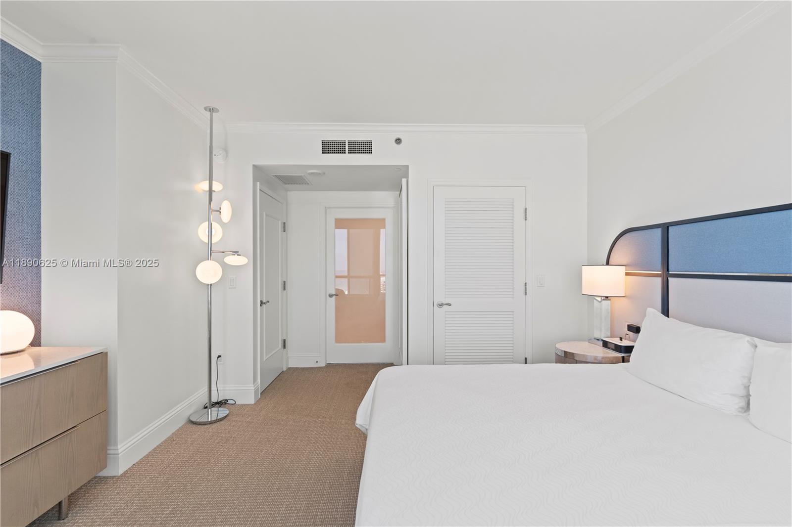 FONTAINEBLEAU II CONDO - Residential