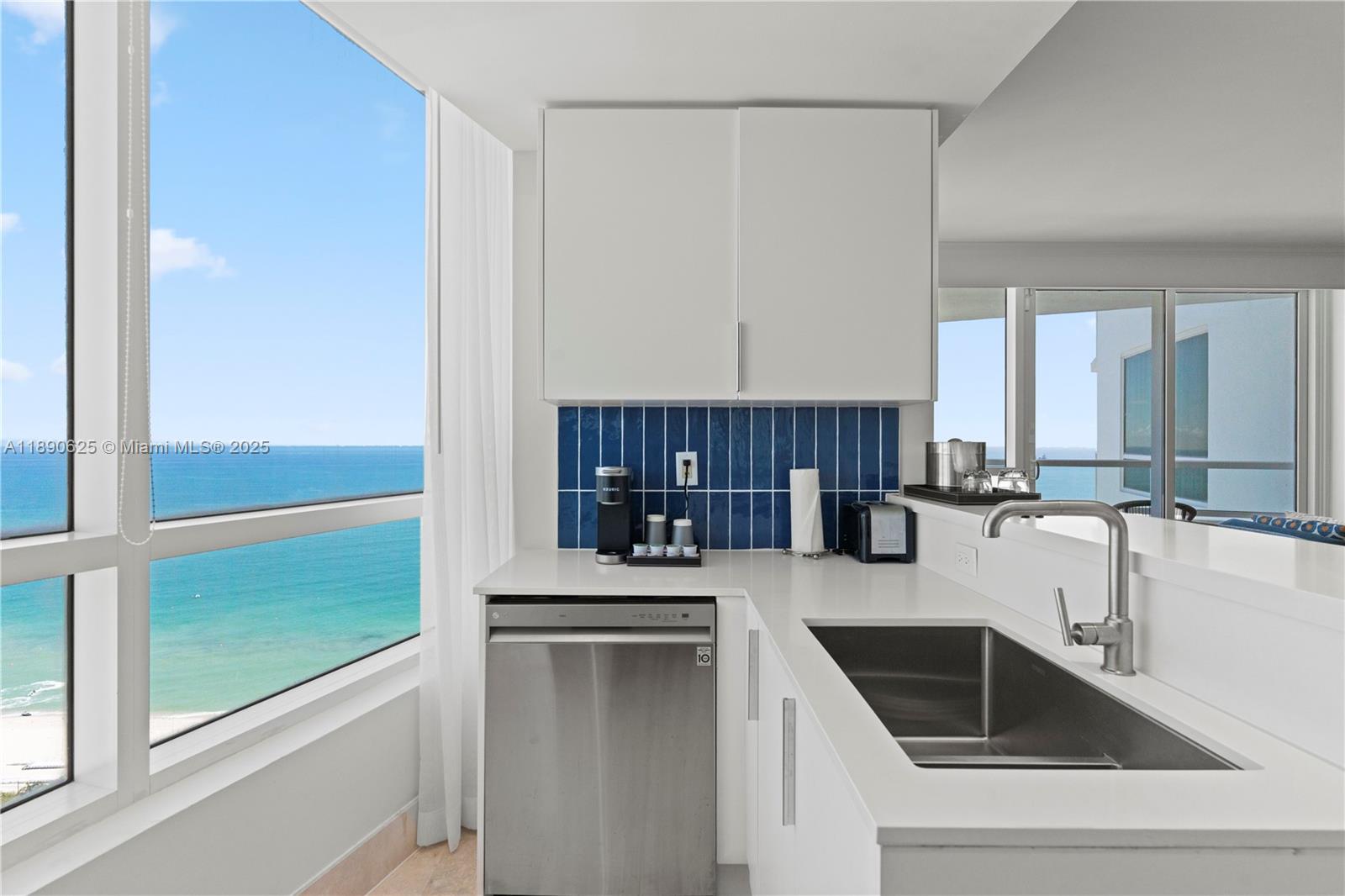 FONTAINEBLEAU II CONDO - Residential