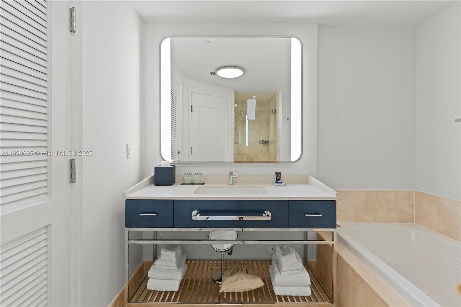 FONTAINEBLEAU II CONDO - Residential