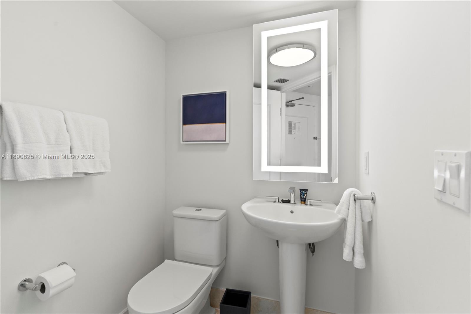 FONTAINEBLEAU II CONDO - Residential