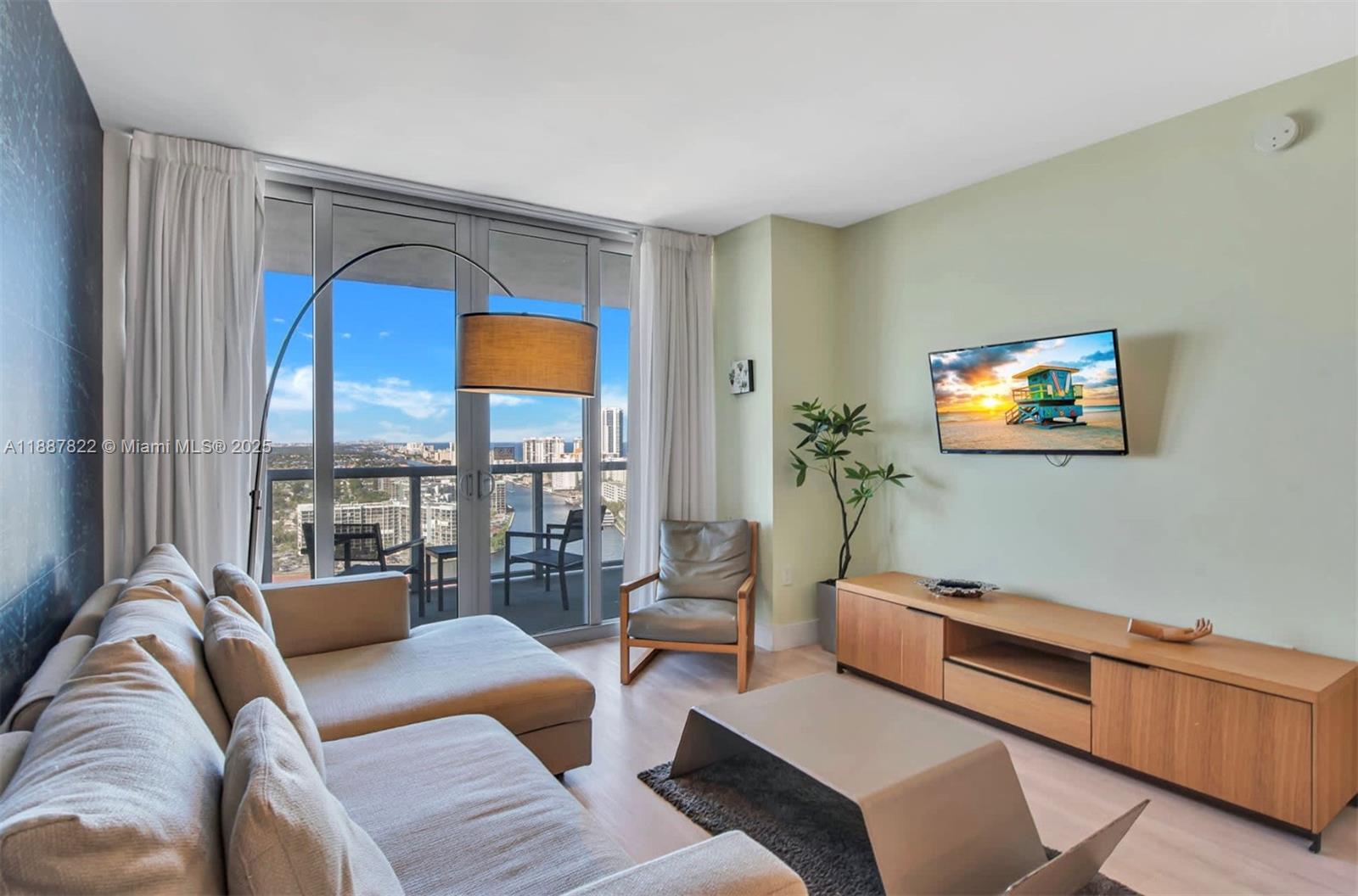 BEACHWALK CONDOMINIUM - Residential