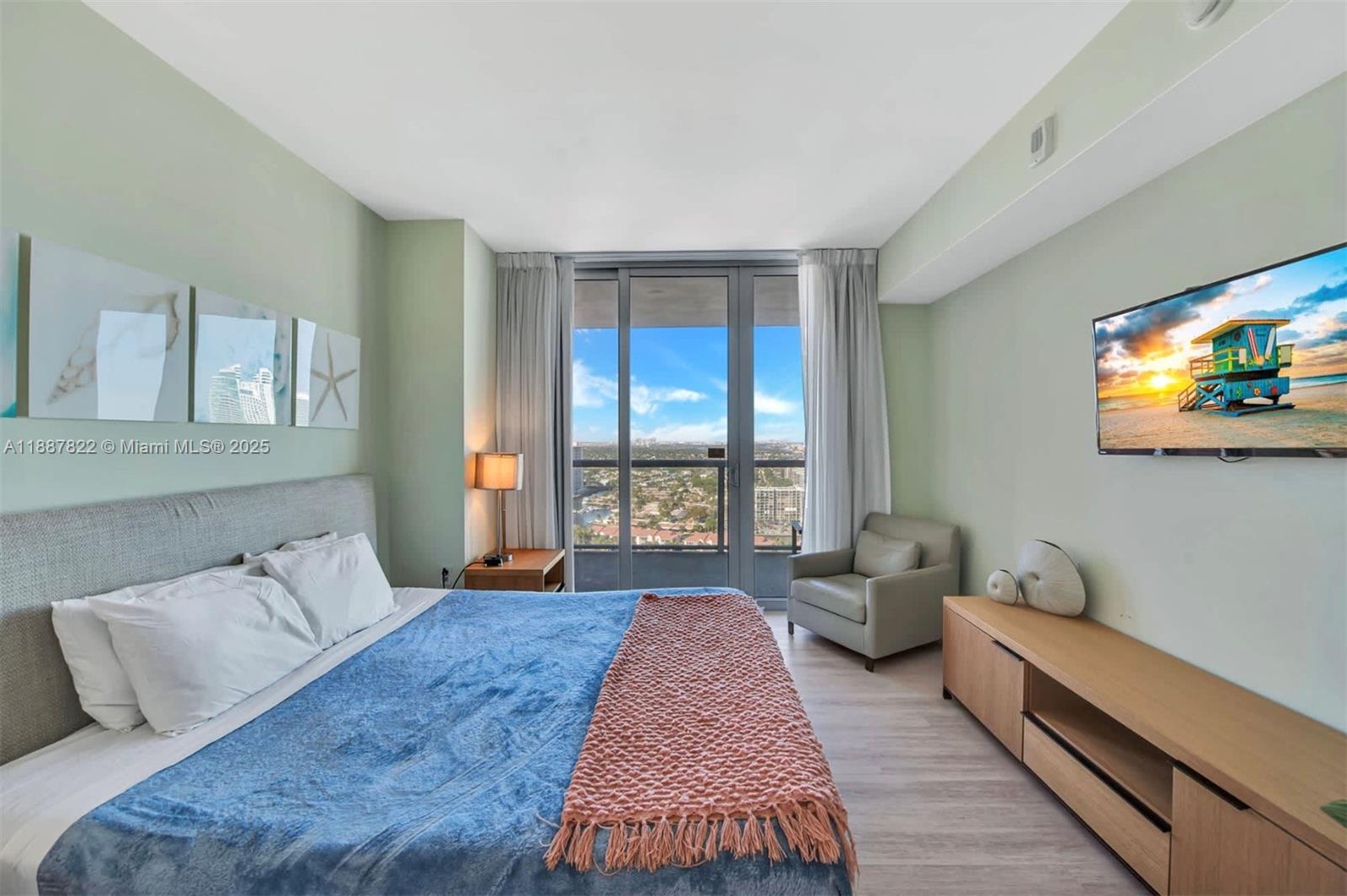 BEACHWALK CONDOMINIUM - Residential