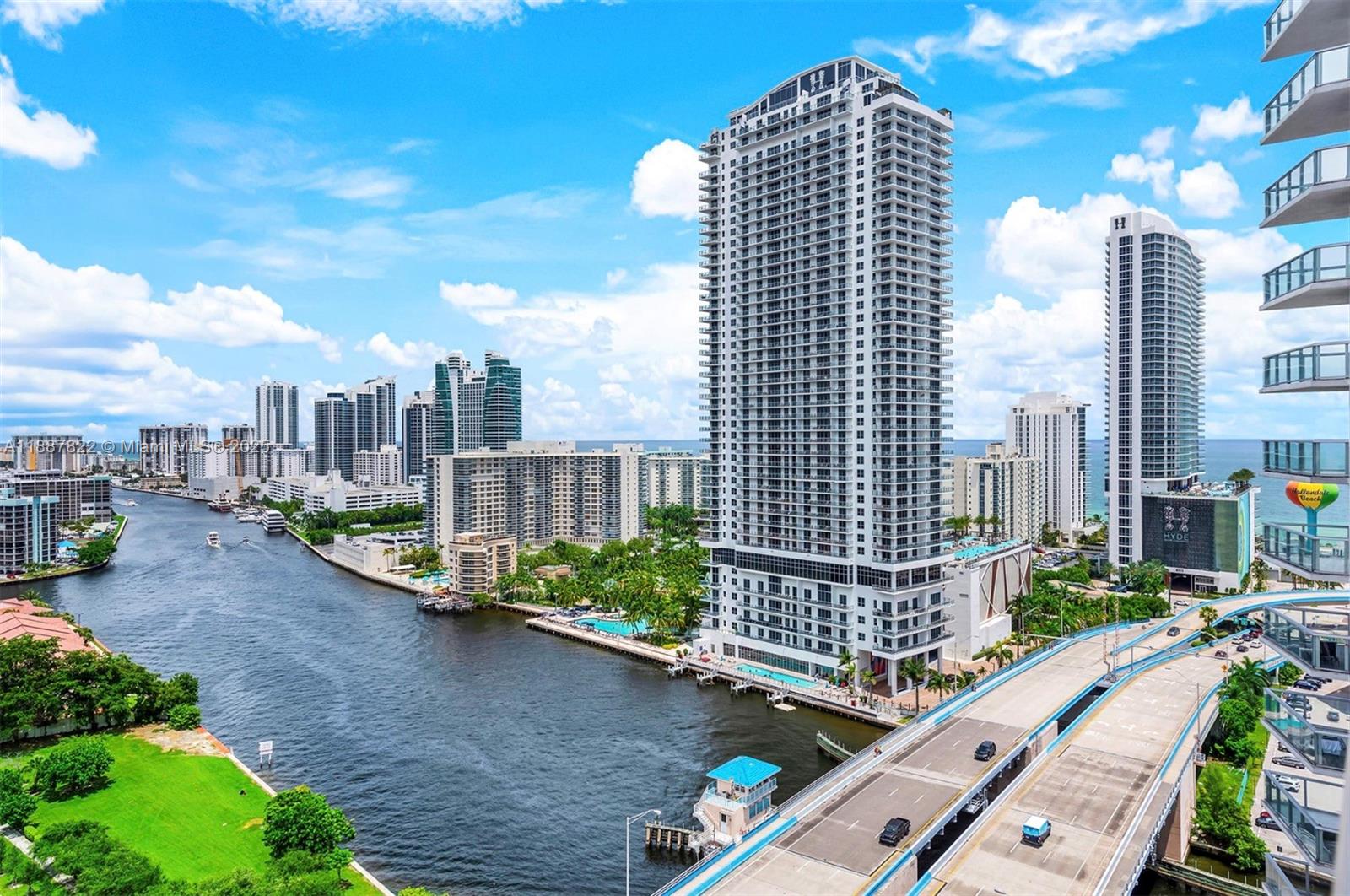 BEACHWALK CONDOMINIUM - Residential