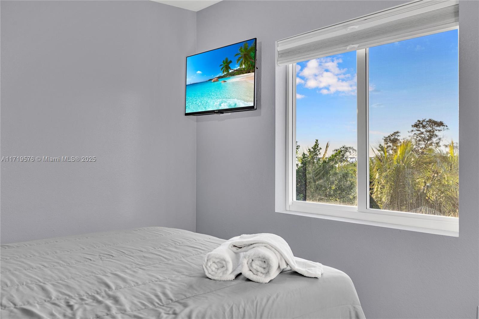 KEY LARGO PARK AMD - Residential