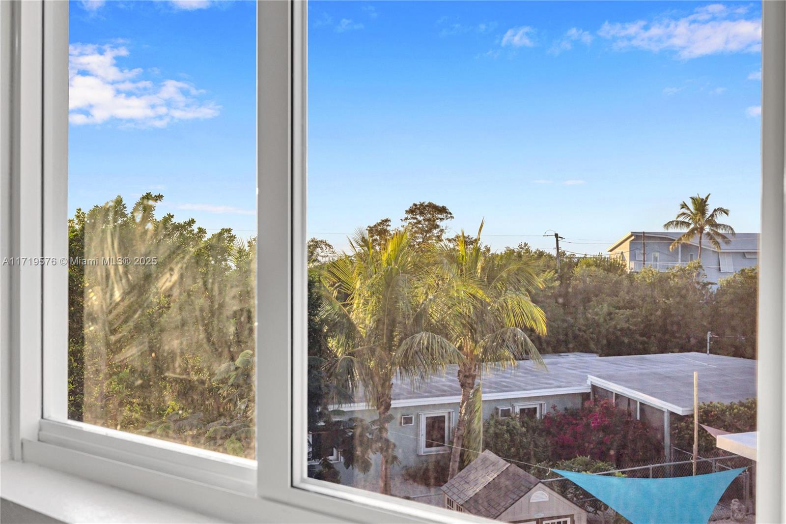 KEY LARGO PARK AMD - Residential