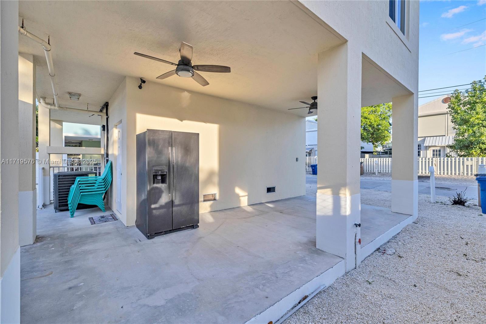 KEY LARGO PARK AMD - Residential