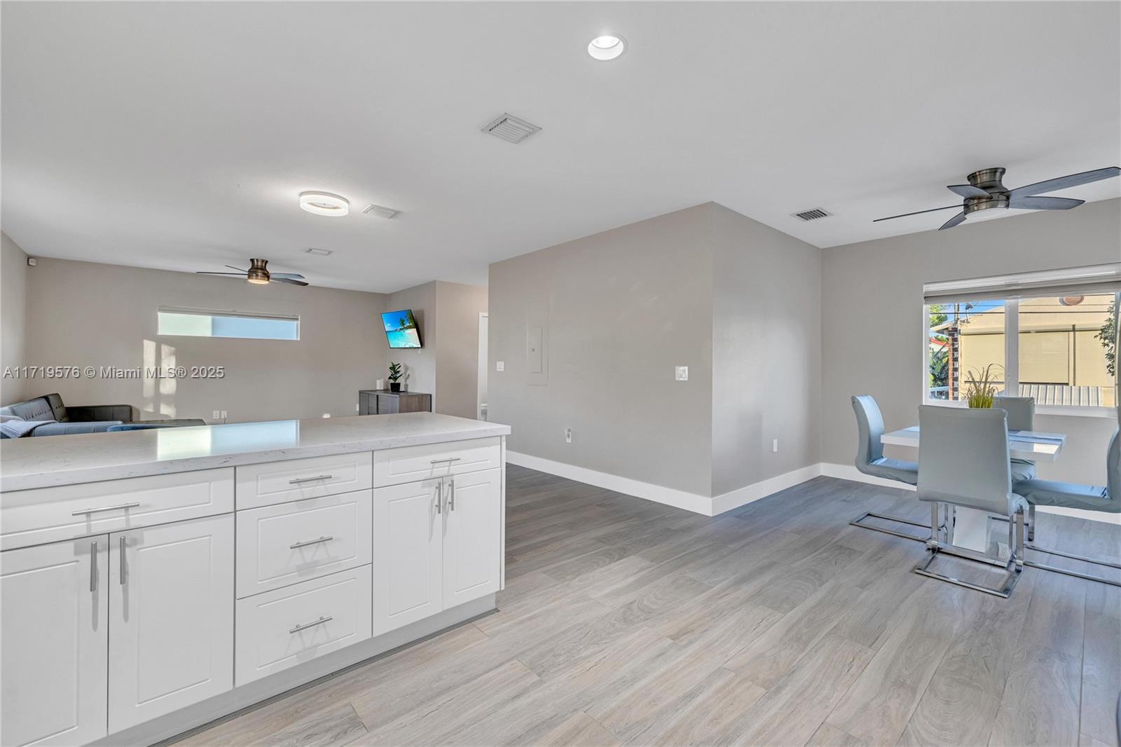 KEY LARGO PARK AMD - Residential