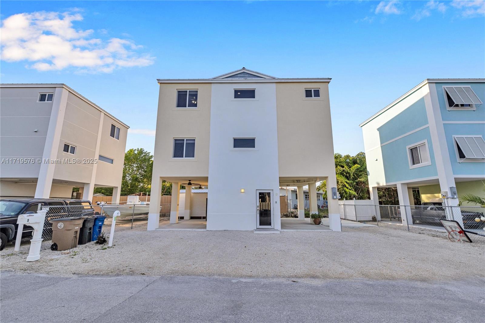 KEY LARGO PARK AMD - Residential