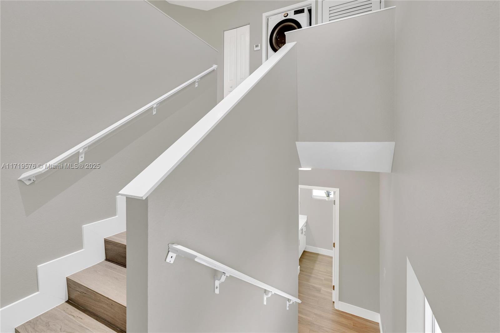 KEY LARGO PARK AMD - Residential