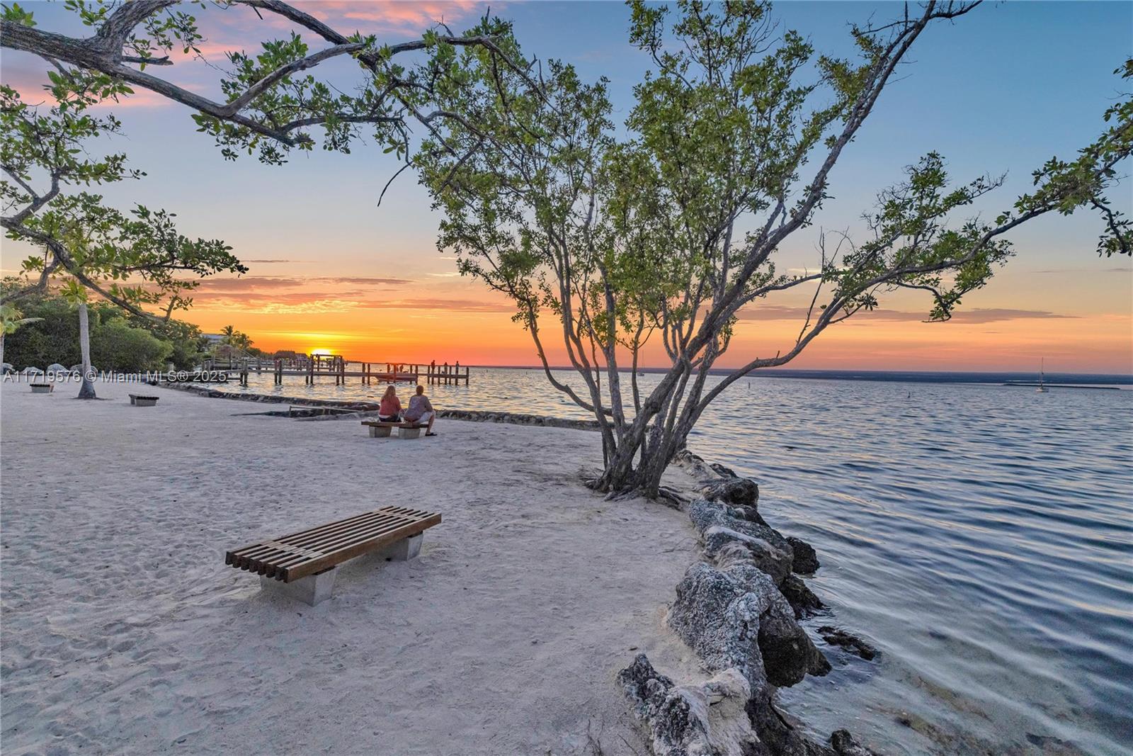 KEY LARGO PARK AMD - Residential