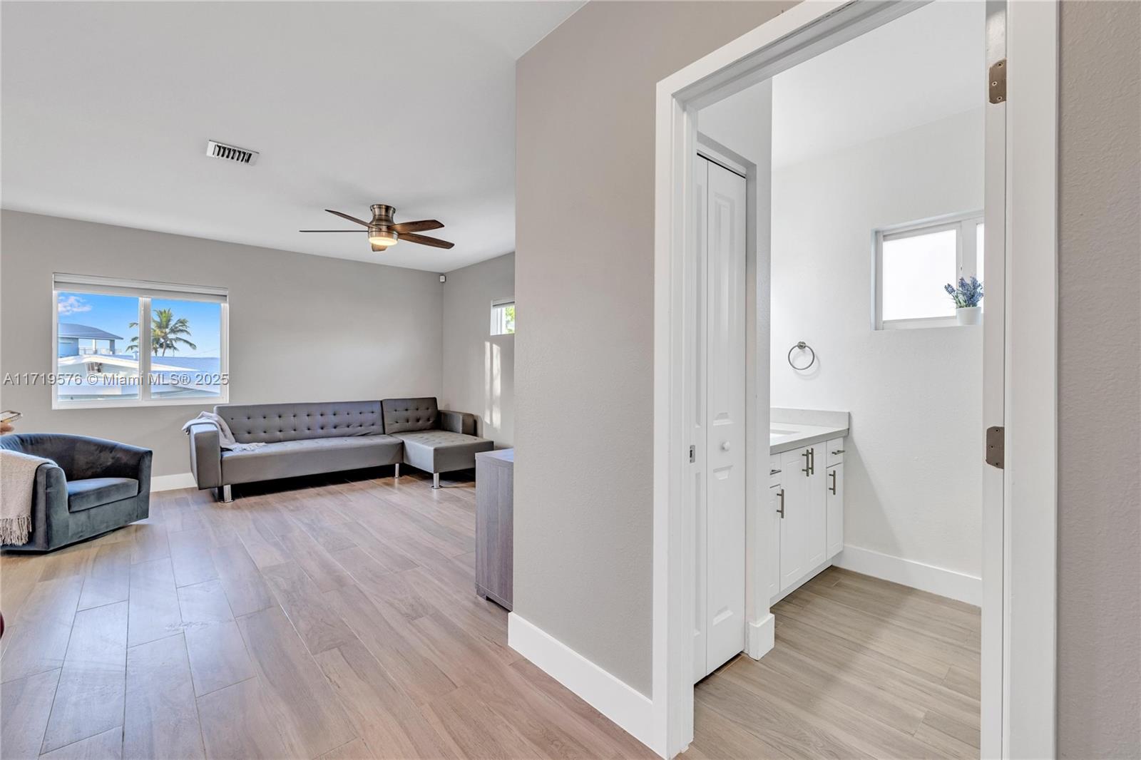 KEY LARGO PARK AMD - Residential