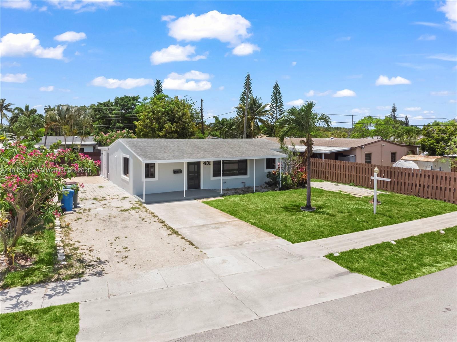 431 Ne 58th Ct A, Oakland Park, Miami-Dade County, Florida - 3 Bedrooms  
1 Bathrooms - 