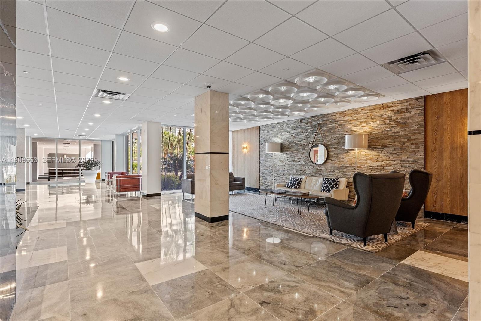 CORAL RIDGE TOWERS SOUTH - Residential