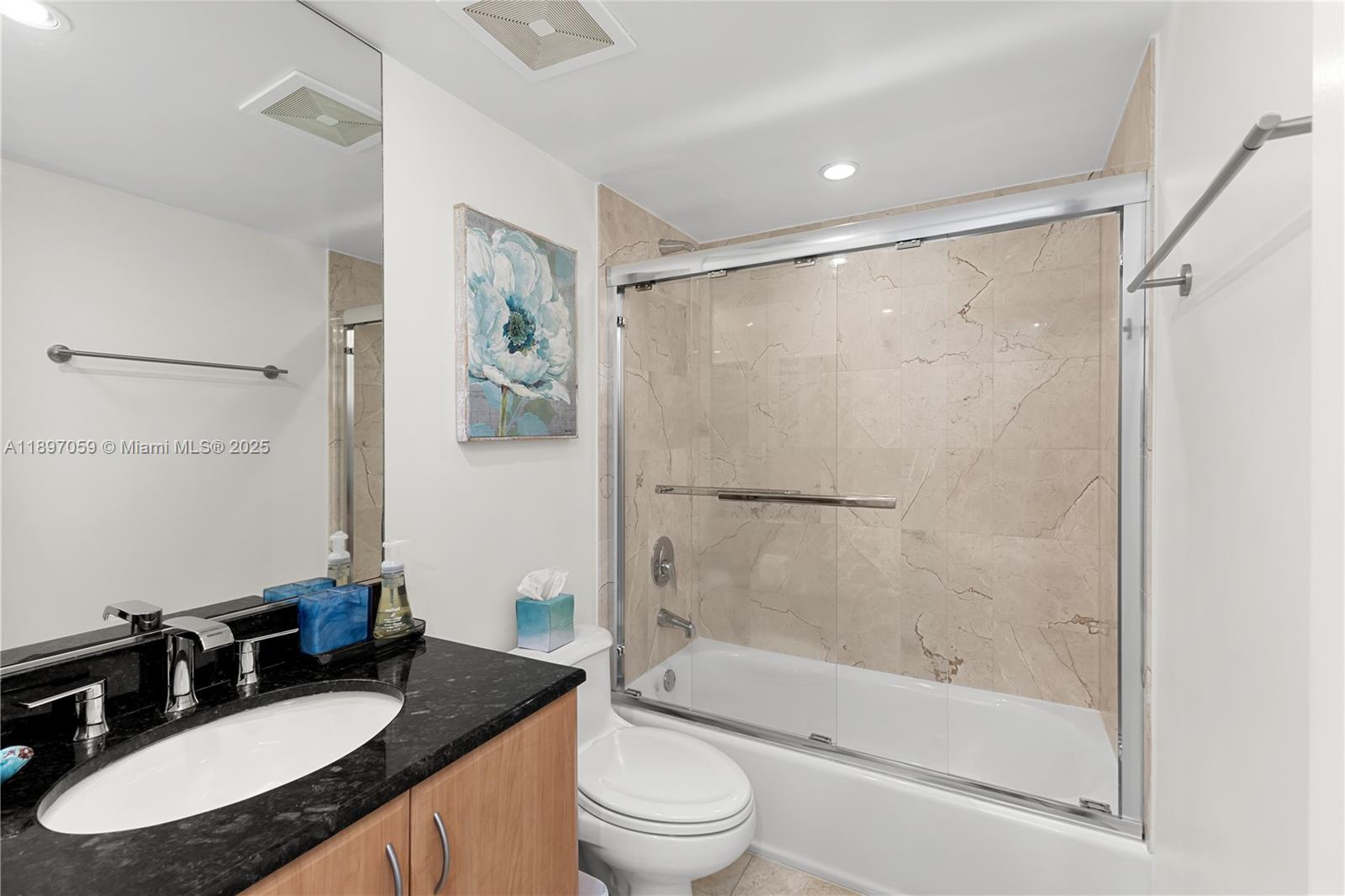 THE COLLINS CONDO - Residential Lease