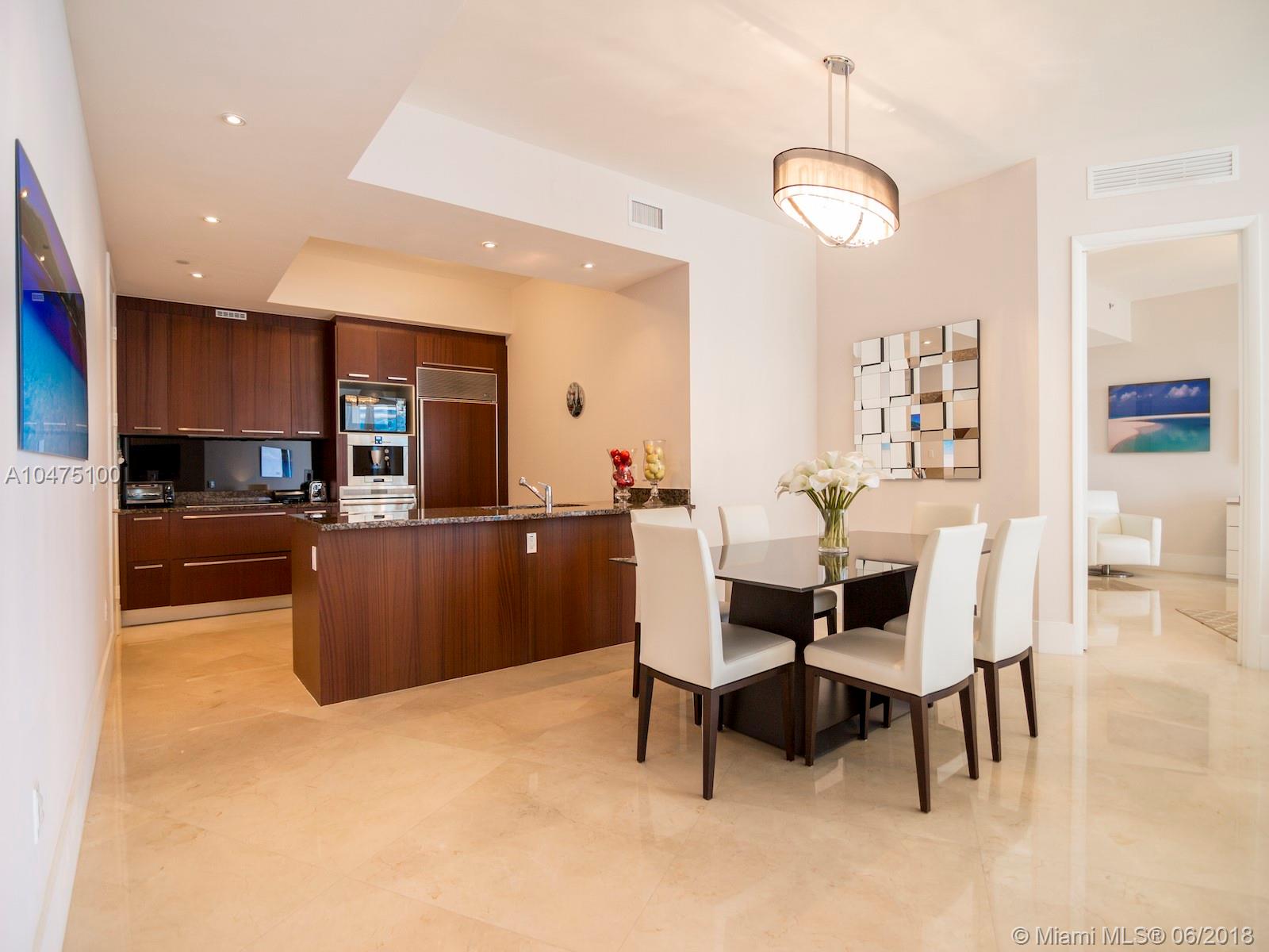 Trump Tower III - Residential