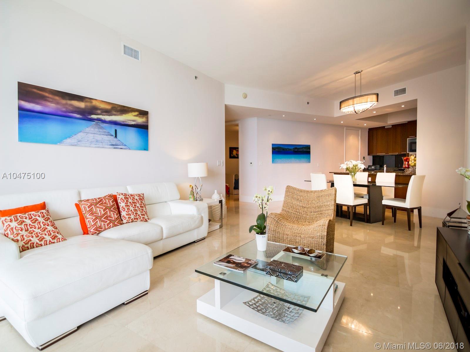 Trump Tower III - Residential