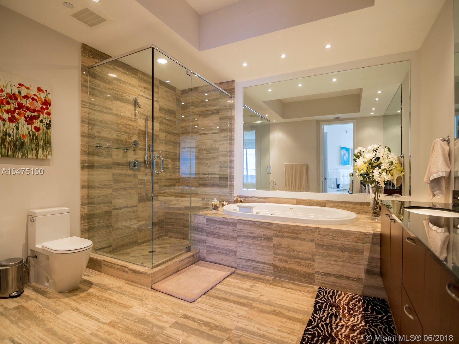 Trump Tower III - Residential