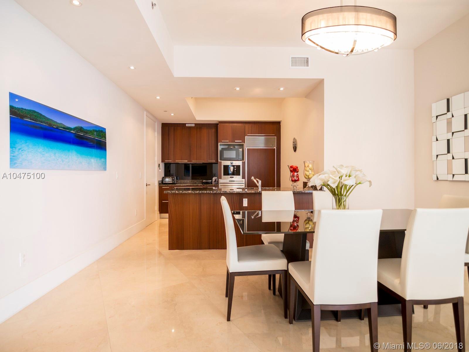 Trump Tower III - Residential