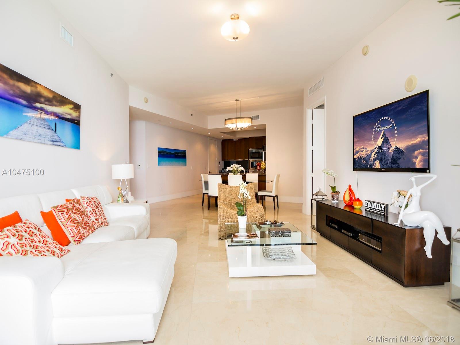 Trump Tower III - Residential