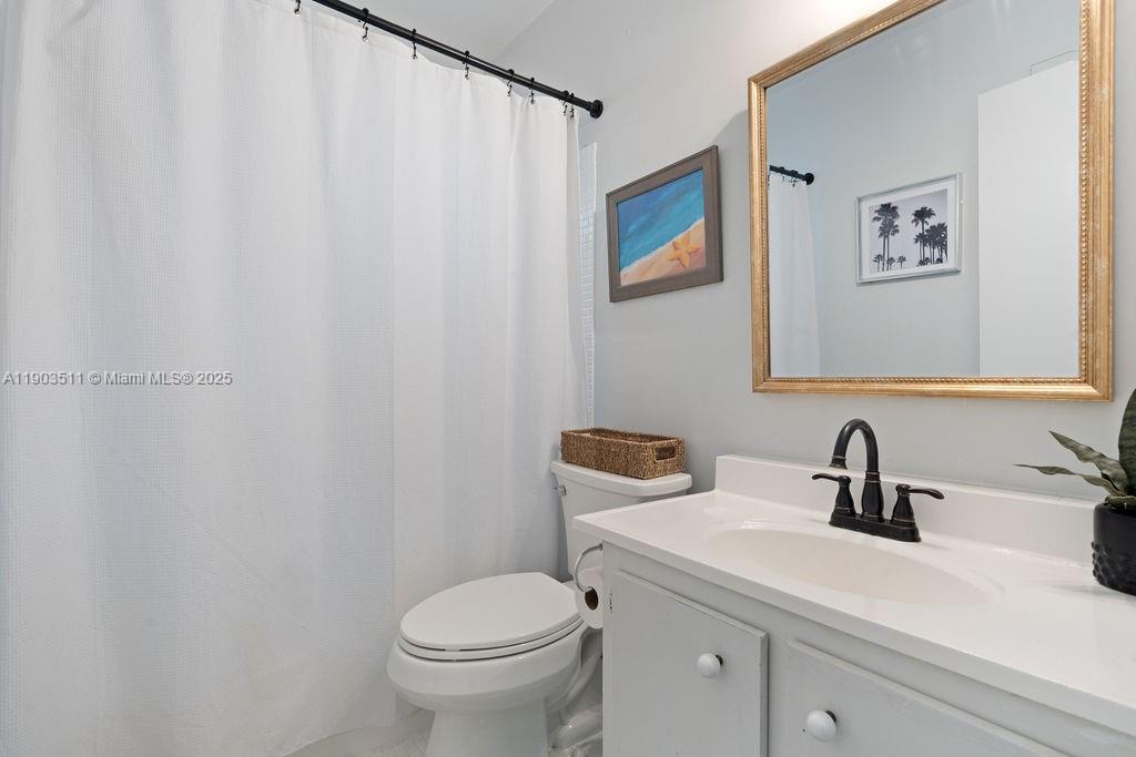 HOLIDAY BY THE SEA - Residential