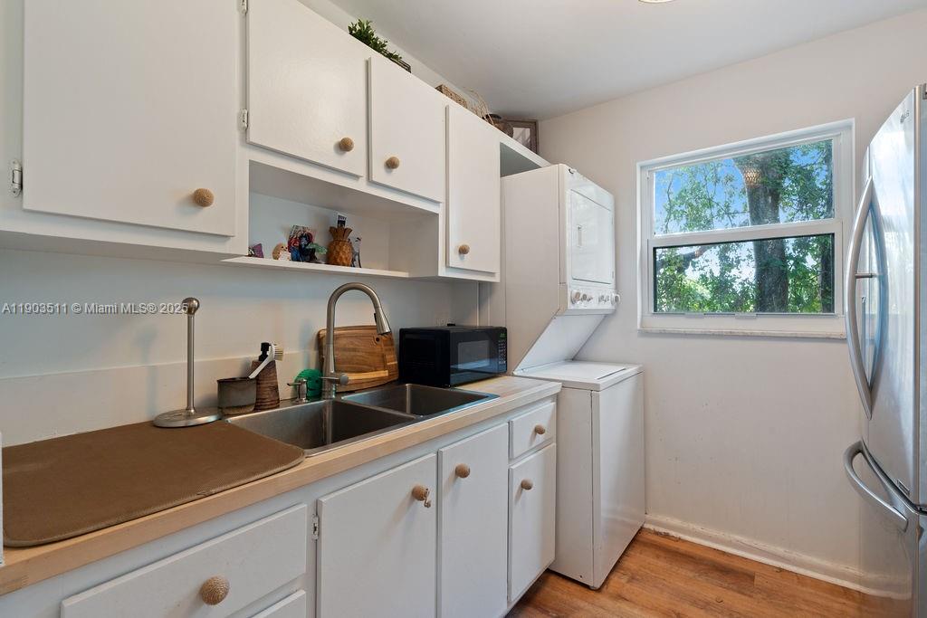 HOLIDAY BY THE SEA - Residential