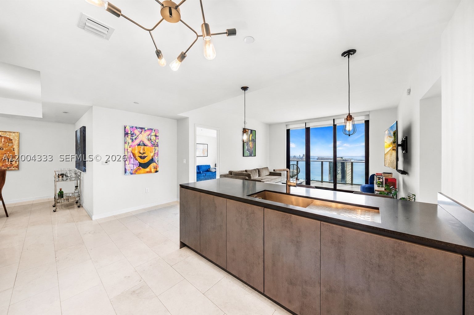 1010 Brickell Ave 3904, Miami, FL, 33131 2 1010 Brickell Ave 3904