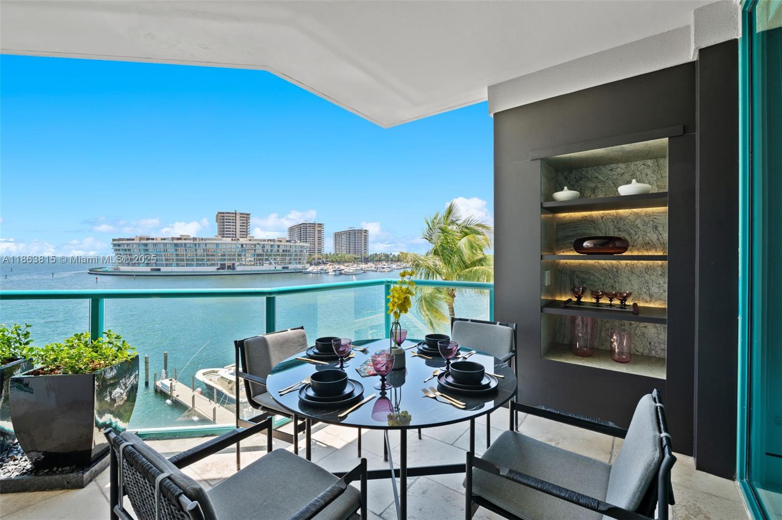 BEACON HARBOUR CONDO - Residential