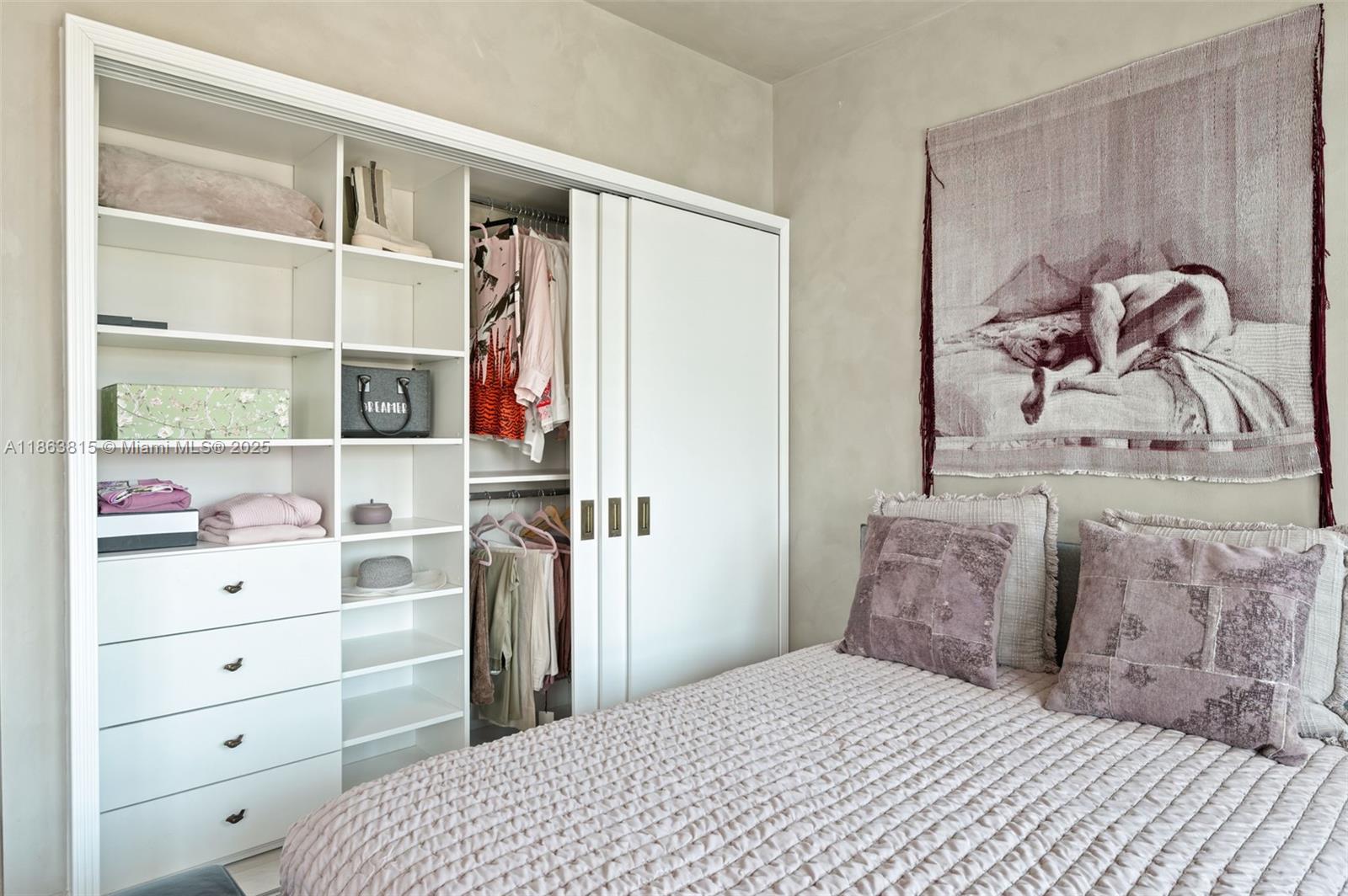 BEACON HARBOUR CONDO - Residential