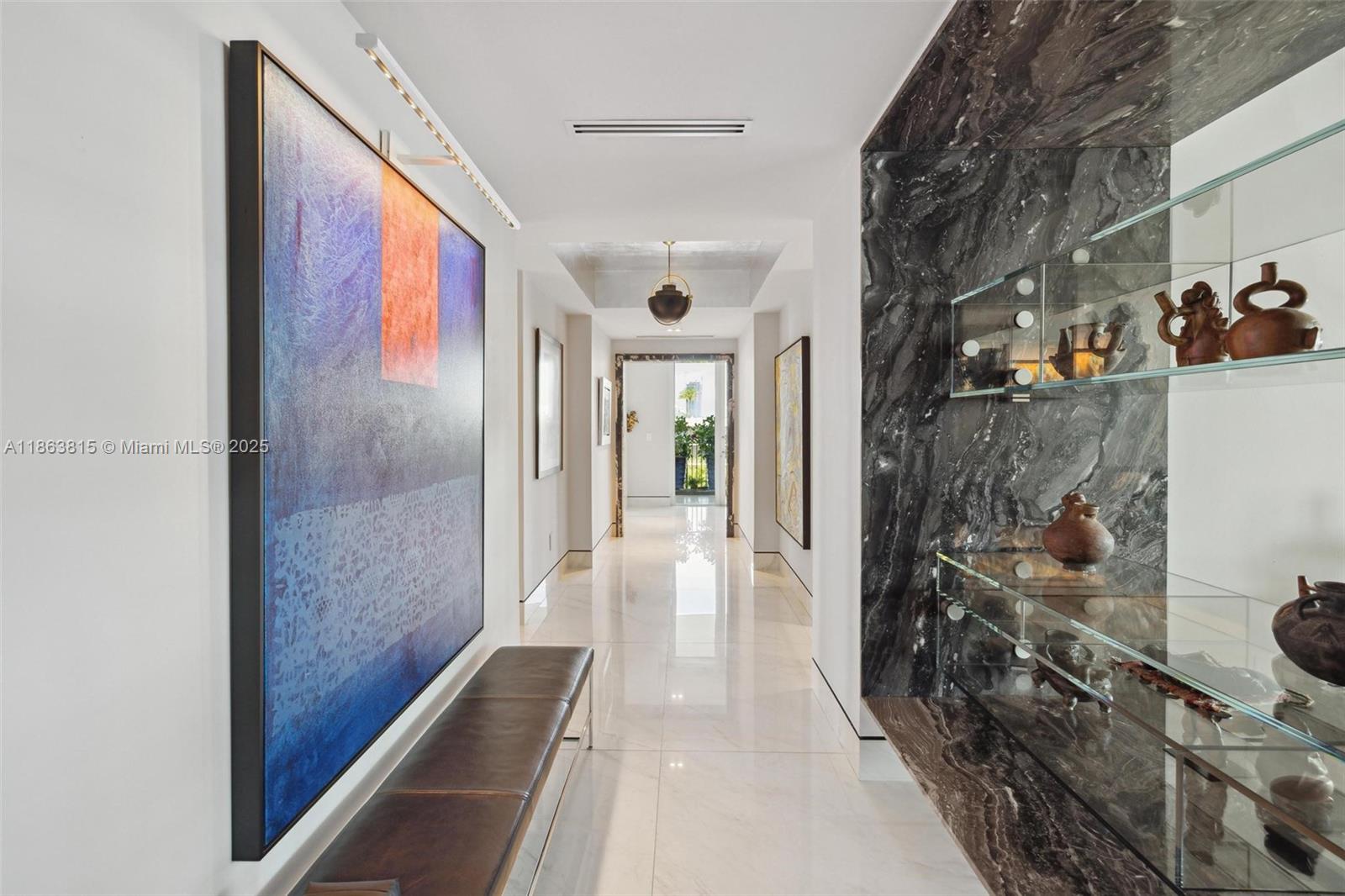 BEACON HARBOUR CONDO - Residential