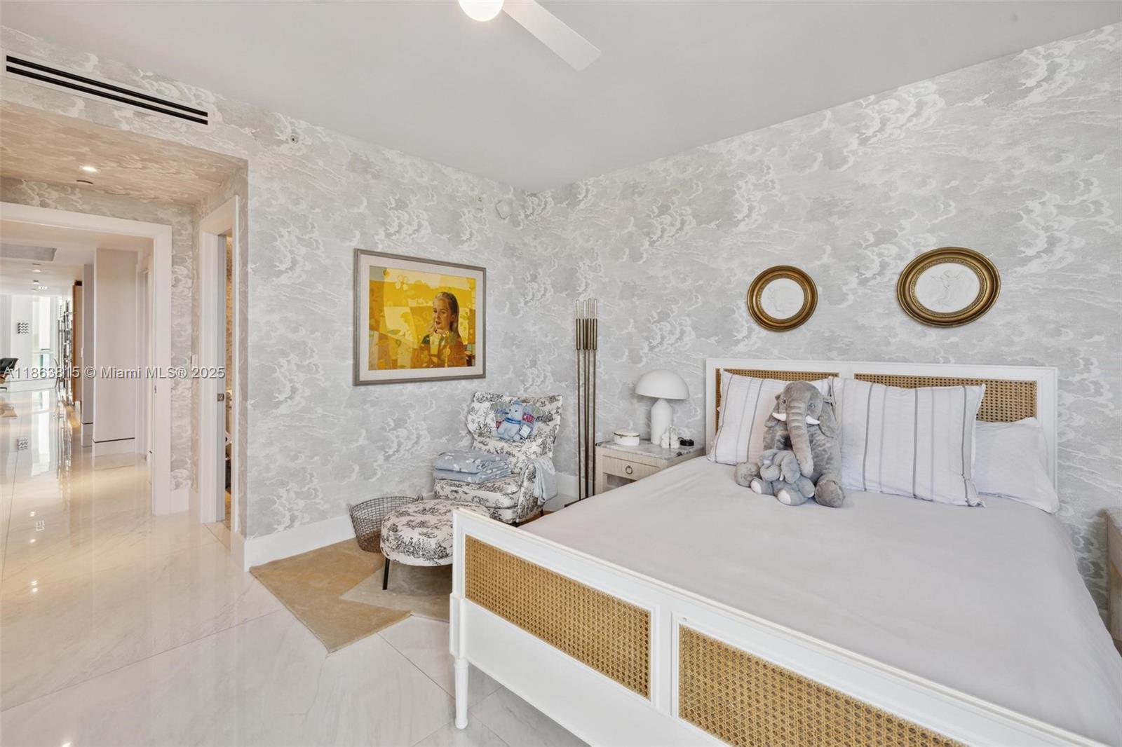 BEACON HARBOUR CONDO - Residential