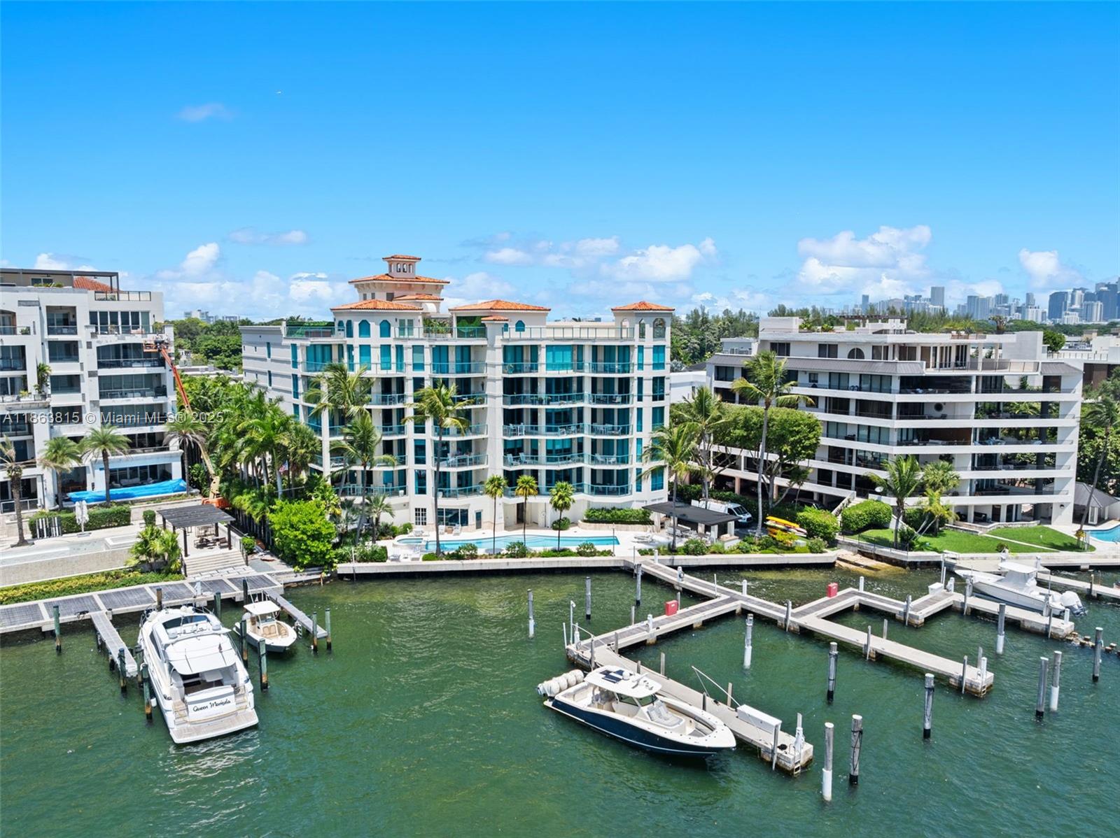 BEACON HARBOUR CONDO - Residential