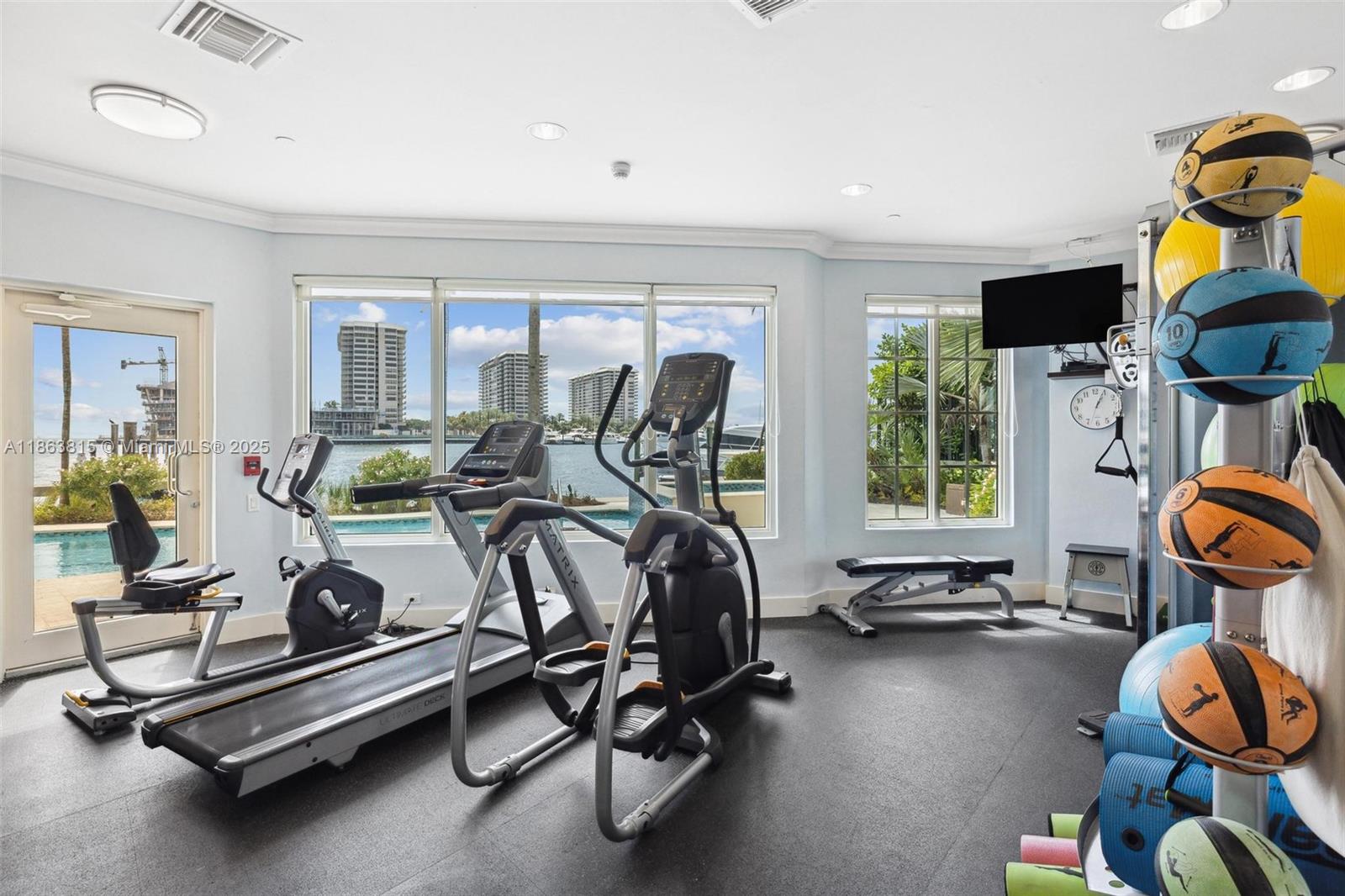 BEACON HARBOUR CONDO - Residential