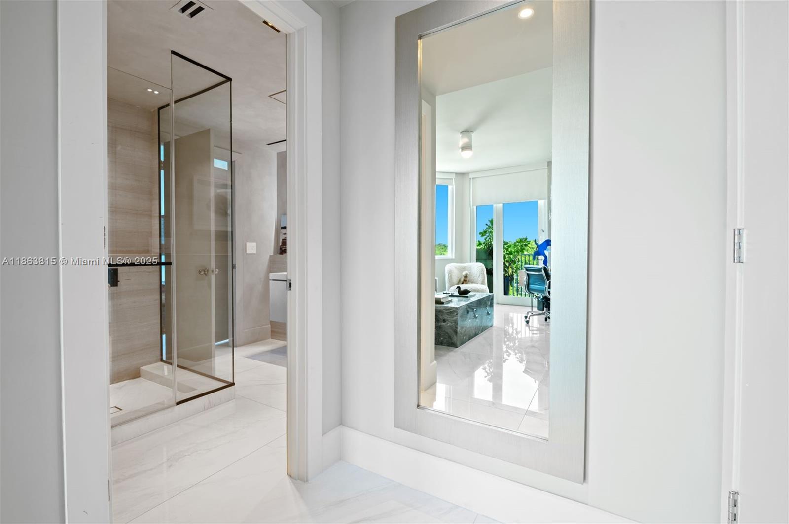 BEACON HARBOUR CONDO - Residential