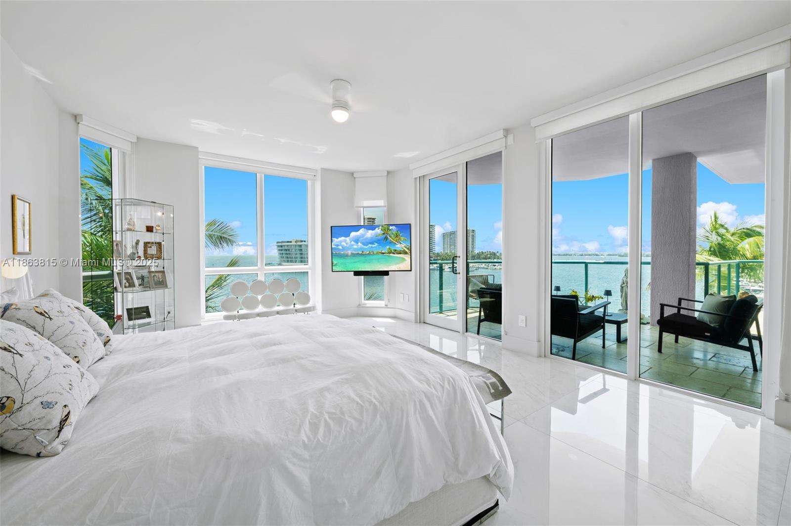 BEACON HARBOUR CONDO - Residential