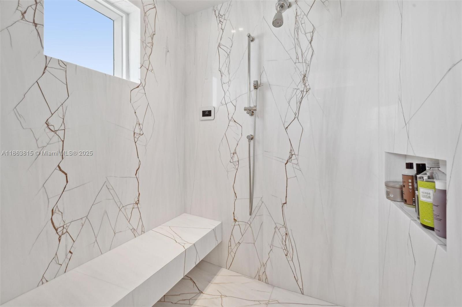 BEACON HARBOUR CONDO - Residential