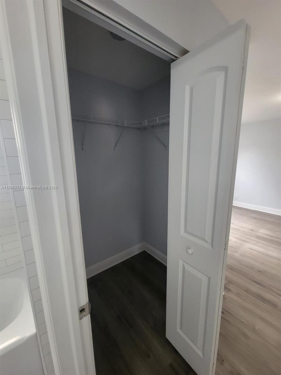 LAUDERDALE HOMESITES FIRS - Residential Lease