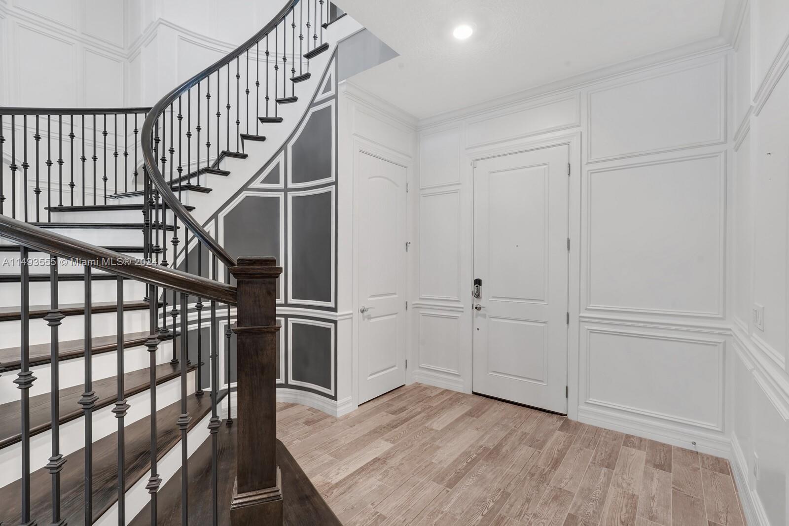 SONOMA ISLES - Residential