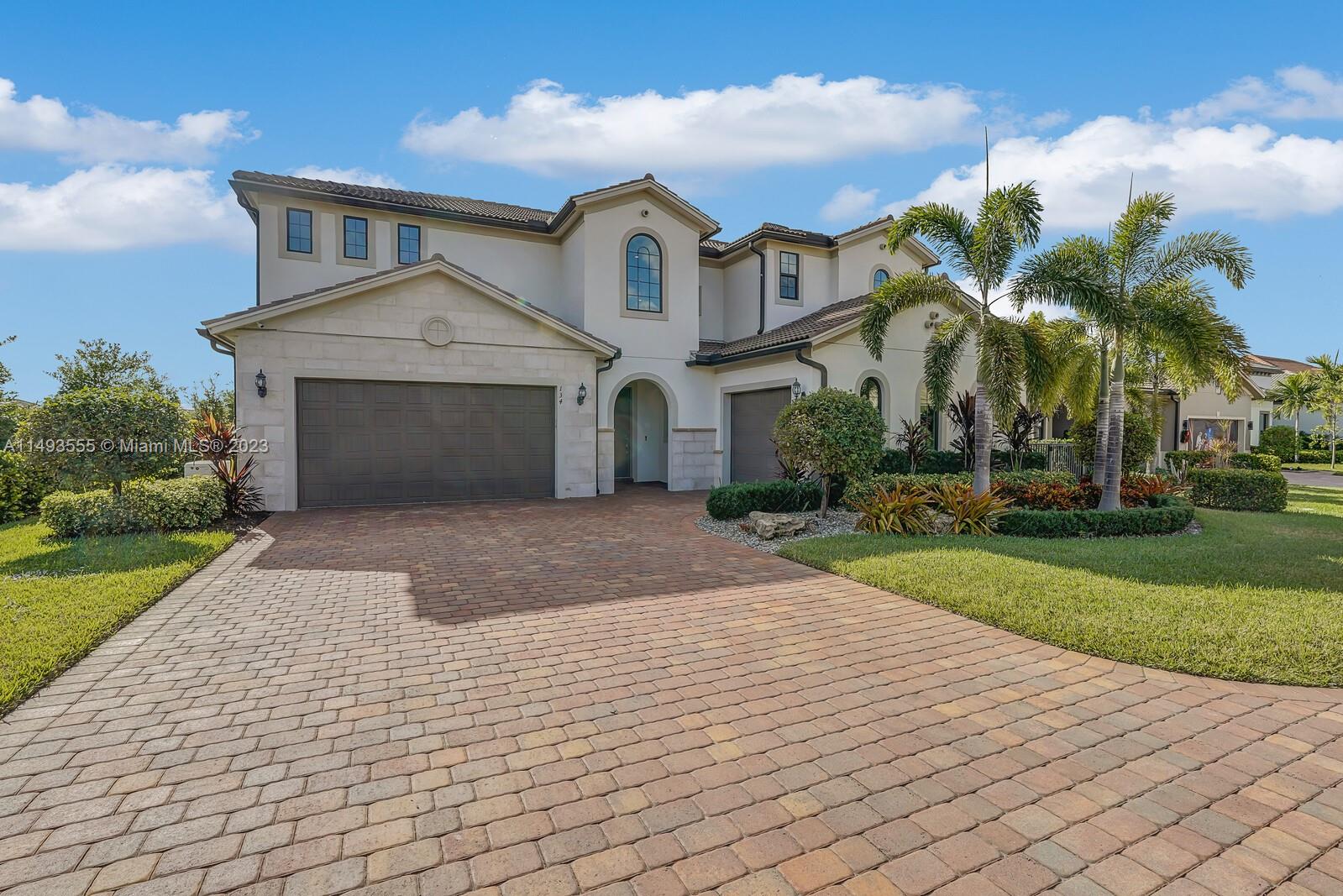 SONOMA ISLES - Residential