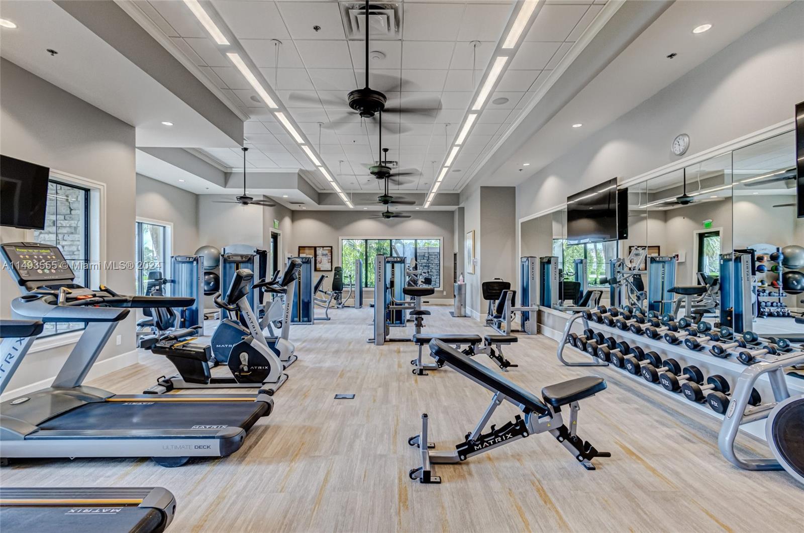 SONOMA ISLES - Residential