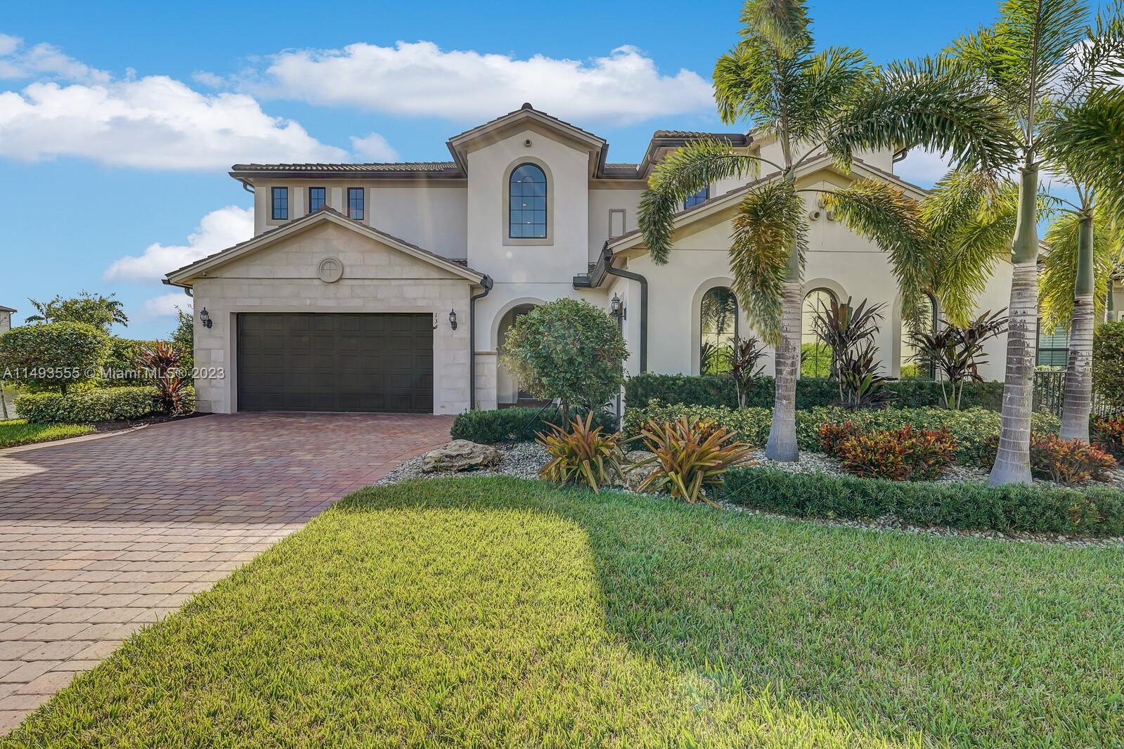 SONOMA ISLES - Residential