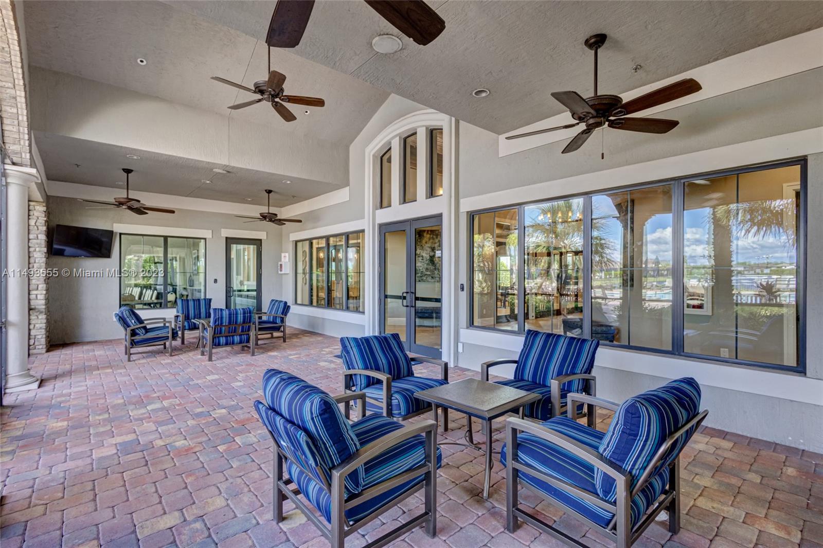 SONOMA ISLES - Residential