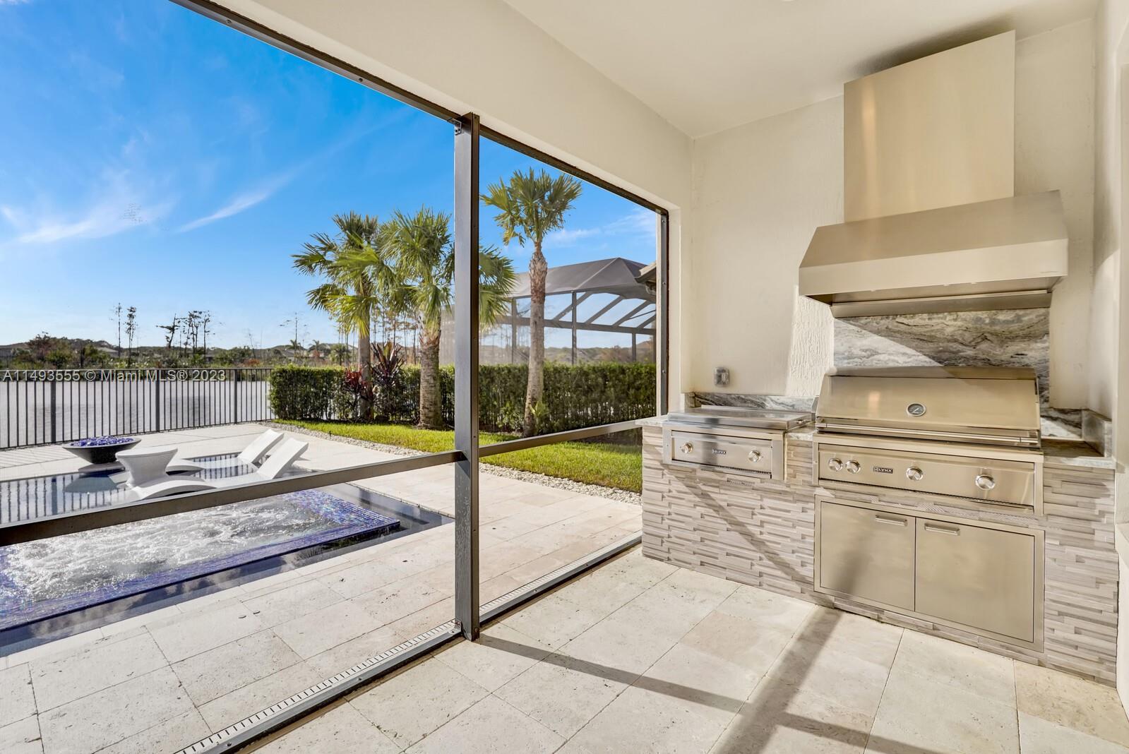 SONOMA ISLES - Residential