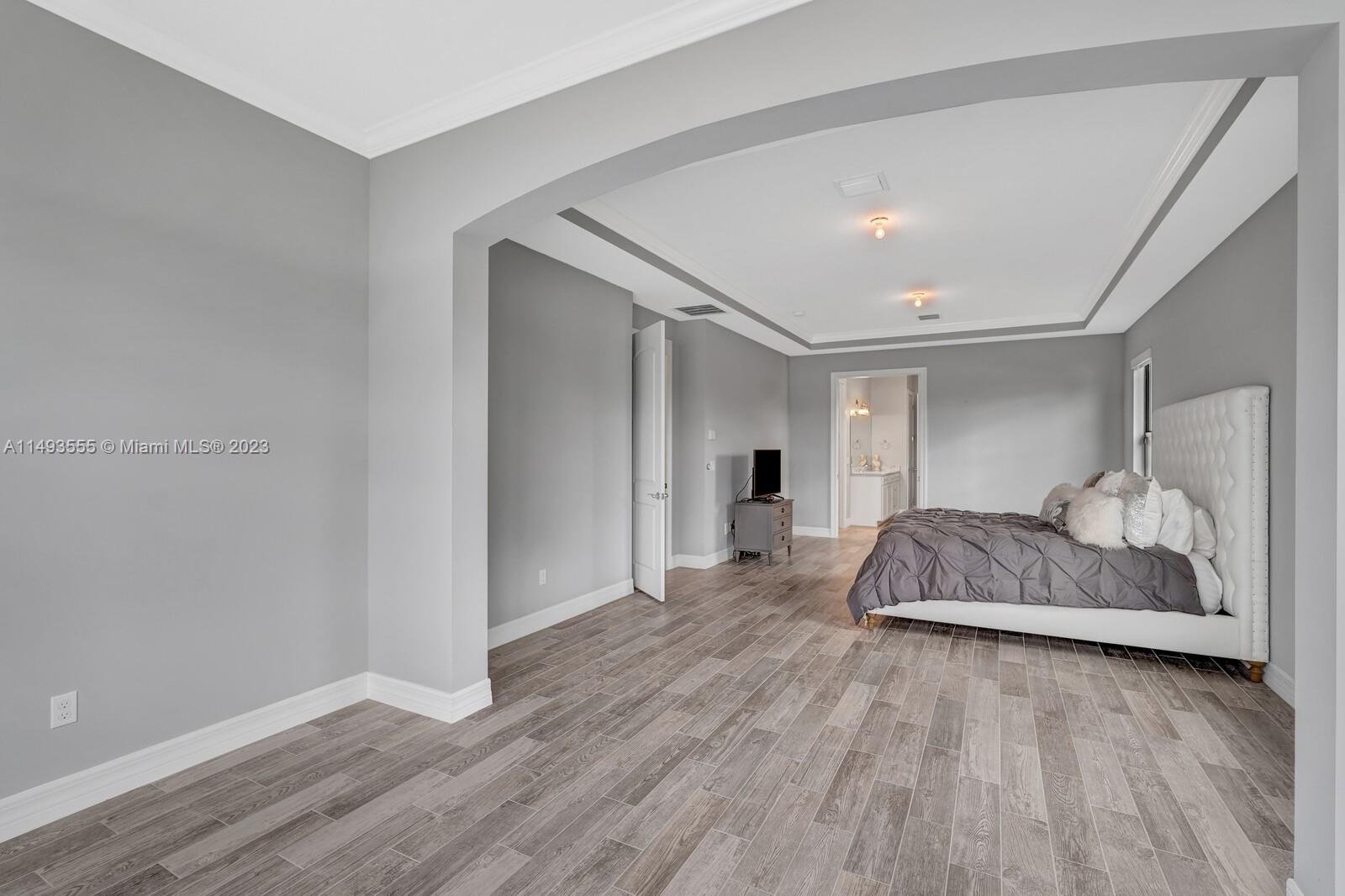 SONOMA ISLES - Residential