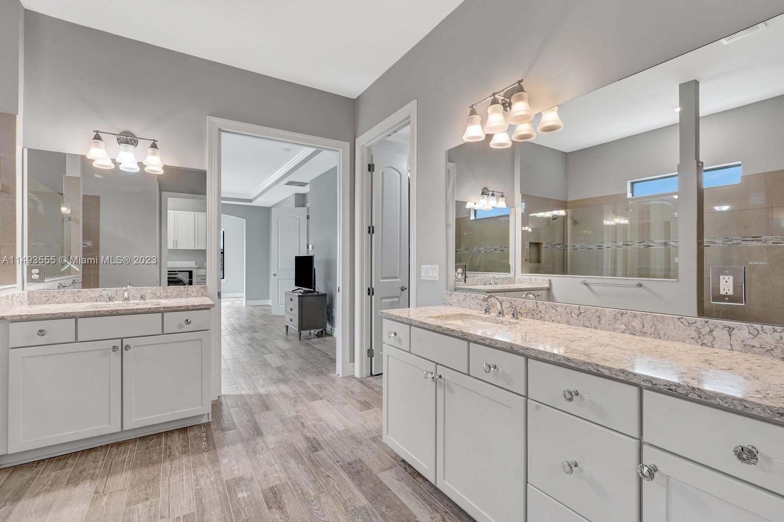 SONOMA ISLES - Residential