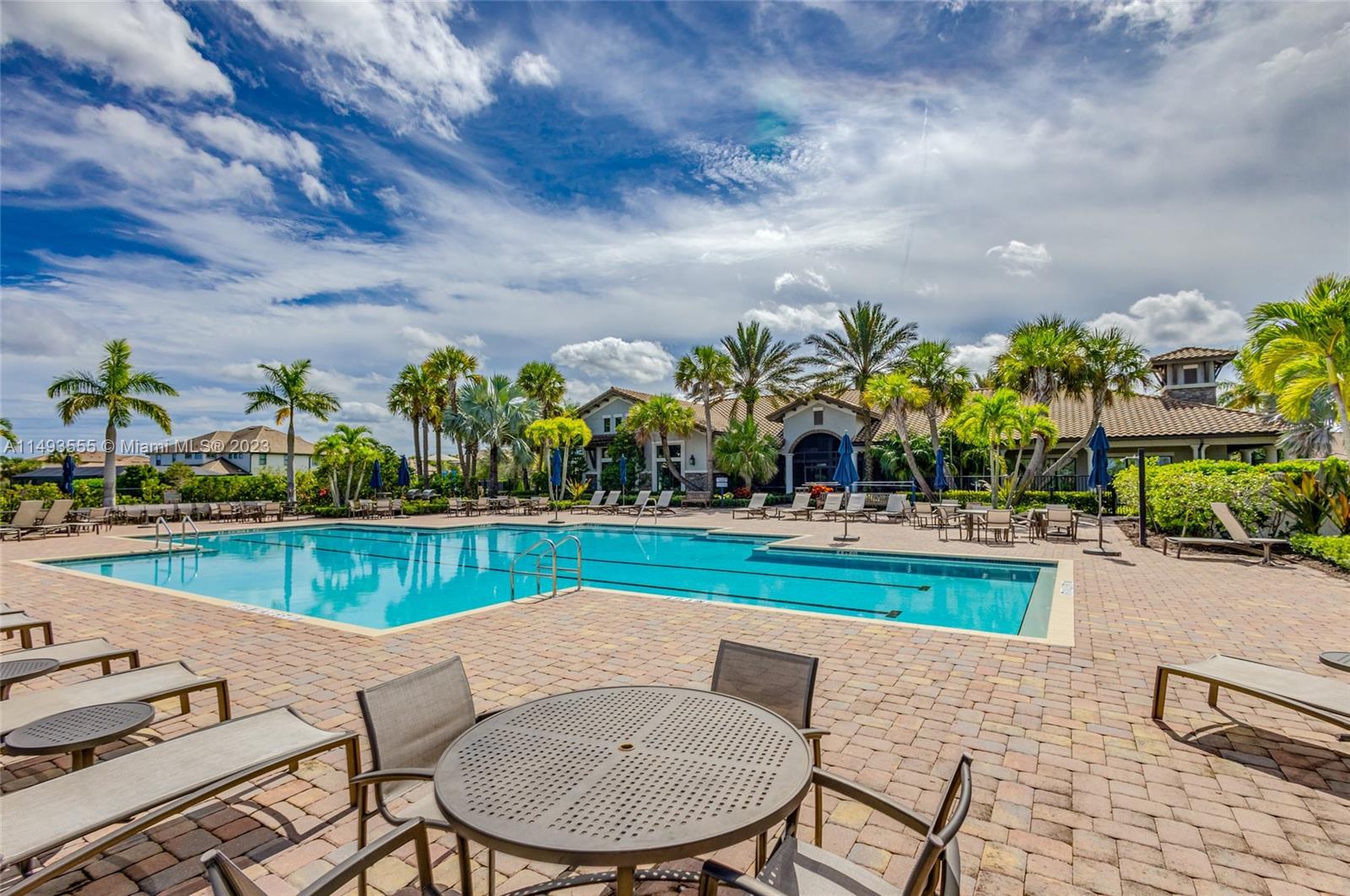 SONOMA ISLES - Residential