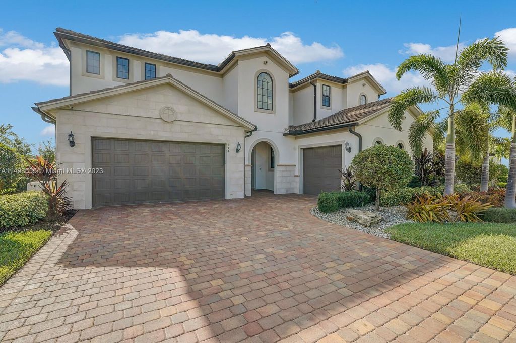 Photo of 134 Cinder Dunes Pt, Jupiter, FL 33478 (MLS # A11493555)