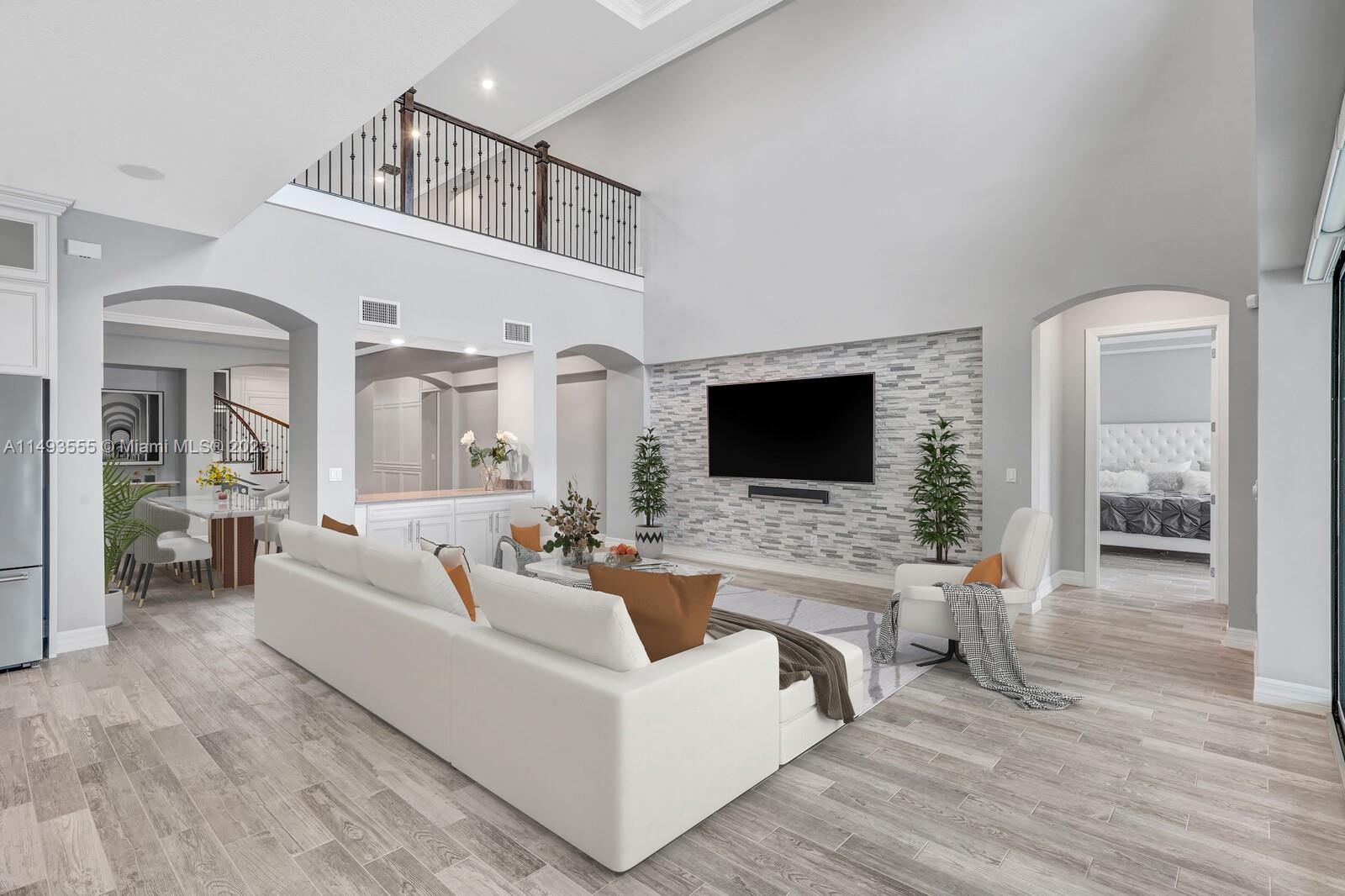 SONOMA ISLES - Residential