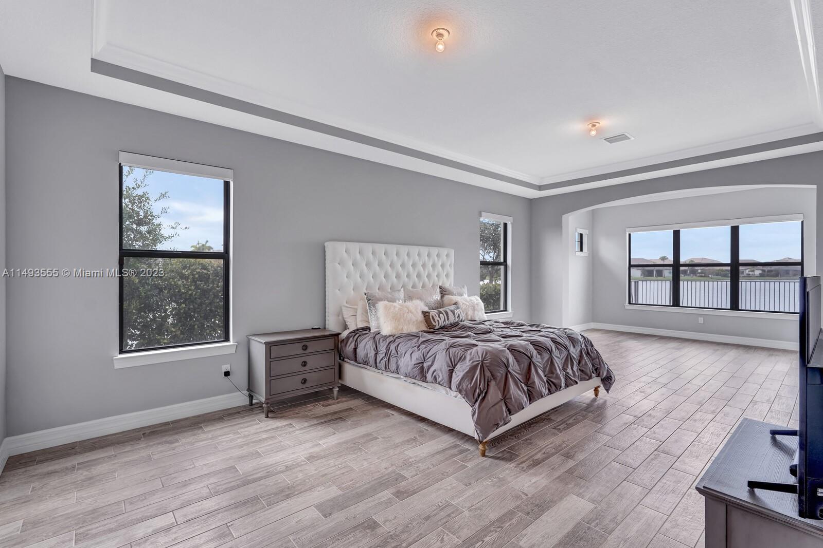 SONOMA ISLES - Residential